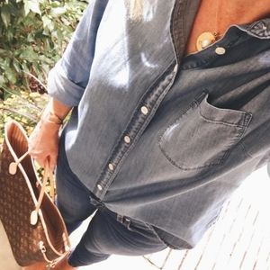 'J' John Wind Sorority Girl Initial Charm